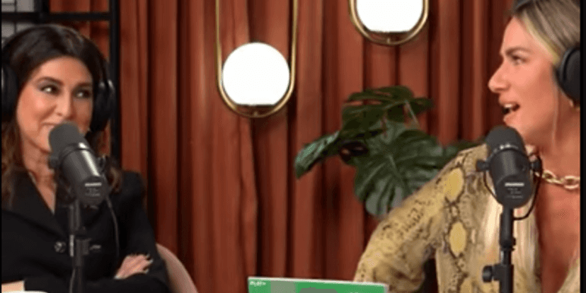 Fernanda Paes Leme ficou na maior saia justa quando Gio Ewbank mencionou que a atriz havia ficado com o irmão dela (Foto Reprodução/Youtube) Fernanda Paes Leme ficou na maior saia justa quando Gio Ewbank mencionou que a atriz havia ficado com o irmão dela (Foto Reprodução/Youtube)