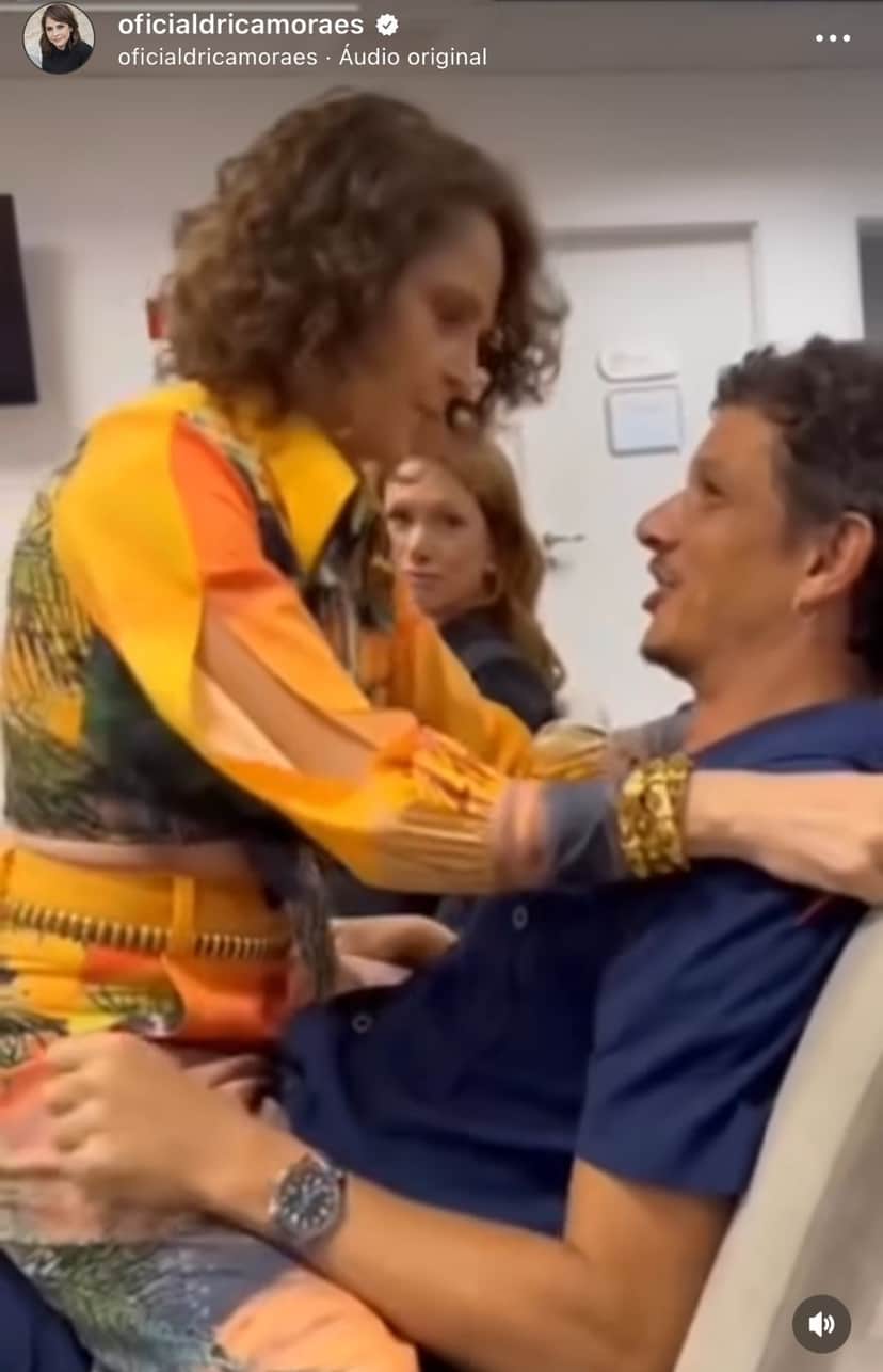 Drica Moraes, que está no ar na novela Travessia, da Globo, usa suas redes sociais para mostrar o que acontece atrás das câmeras no folhetim - Foto Reprodução Instagram Drica Moraes, que está no ar na novela Travessia, da Globo, usa suas redes sociais para mostrar o que acontece atrás das câmeras no folhetim - Foto Reprodução Instagram