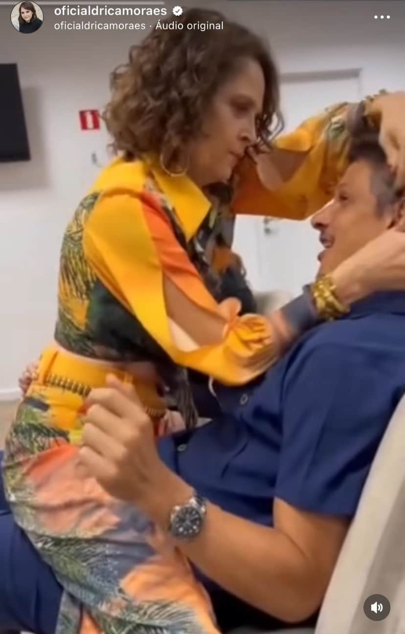 Drica Moraes, que está no ar na novela Travessia, da Globo, usa suas redes sociais para mostrar o que acontece atrás das câmeras no folhetim - Foto Reprodução Instagram Drica Moraes, que está no ar na novela Travessia, da Globo, usa suas redes sociais para mostrar o que acontece atrás das câmeras no folhetim - Foto Reprodução Instagram