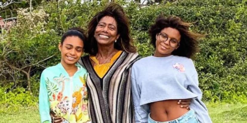 Filhas de Glória Maria, grandes amores da vida da jornalista da Globo, são as adolescentes mais lindas - Foto Reprodução Filhas de Glória Maria, grandes amores da vida da jornalista da Globo, são as adolescentes mais lindas - Foto Reprodução