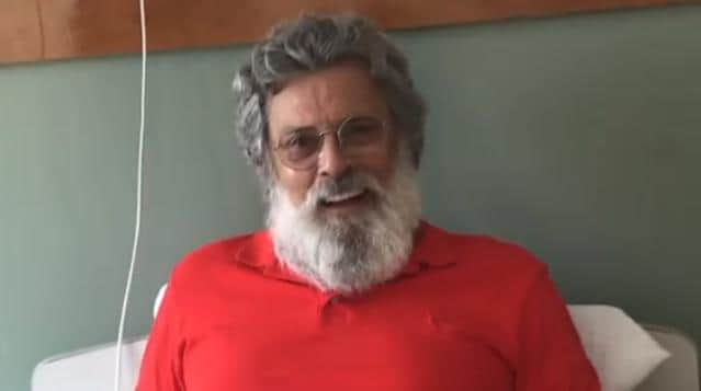 Grande nome da Globo caiu de moto, passou por 65 cirurgia, teve perna necrosada e deu detalhes sobre situação que viveu - Foto Reprodução internet Grande nome da Globo caiu de moto, passou por 65 cirurgia, teve perna necrosada e deu detalhes sobre situação que viveu - Foto Reprodução internet