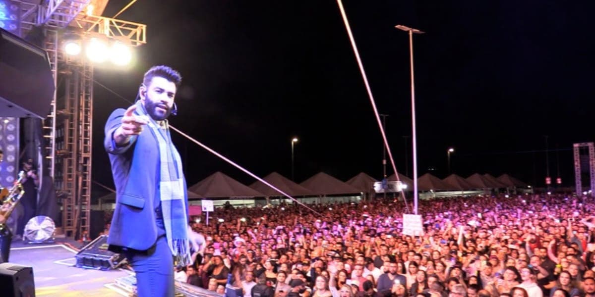 Gusttavo Lima arrasta multidões por onde passa com seus shows, cobrando altos cachês (Reprodução: Instagram) Gusttavo Lima arrasta multidões por onde passa com seus shows, cobrando altos cachês (Reprodução: Instagram)