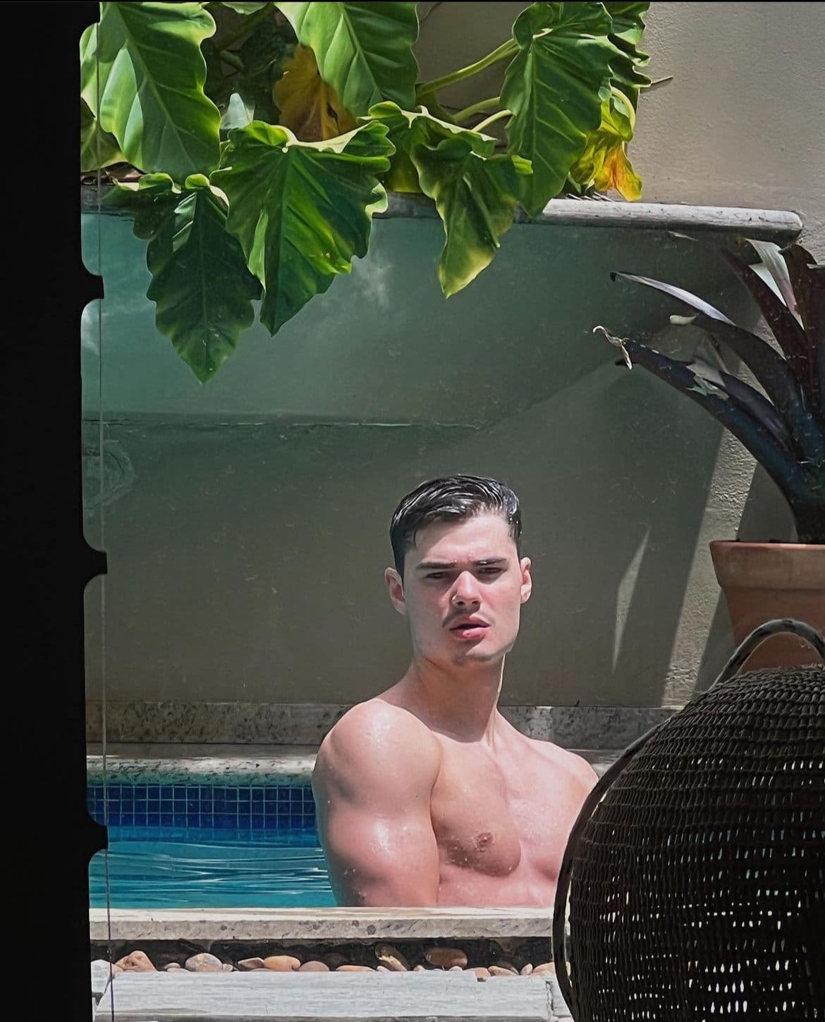 João, filho de Fábio Assunção, rouba a cena com sua beleza exuberante e aos 20 anos, se tornou um dos homens mais lindos do Brasil - Foto Reprodução Instagram João, filho de Fábio Assunção, rouba a cena com sua beleza exuberante e aos 20 anos, se tornou um dos homens mais lindos do Brasil - Foto Reprodução Instagram