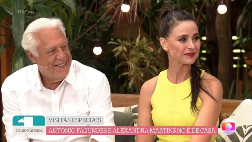Antônio Fagundes e Alexandra Martins no 'É de Casa', da Globo (Foto: Reprodução/ Globo) Antônio Fagundes e Alexandra Martins no 'É de Casa', da Globo (Foto: Reprodução/ Globo)