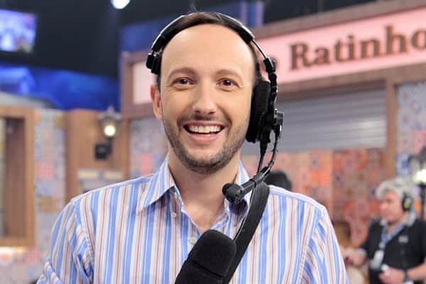 Na Gazeta, Leão Lobo entrega o que ouviu do pai de famoso do SBT Sempre achei que era gay, Murilo - Foto Reprodução Na Gazeta, Leão Lobo entrega o que ouviu do pai de famoso do SBT Sempre achei que era gay, Murilo - Foto Reprodução