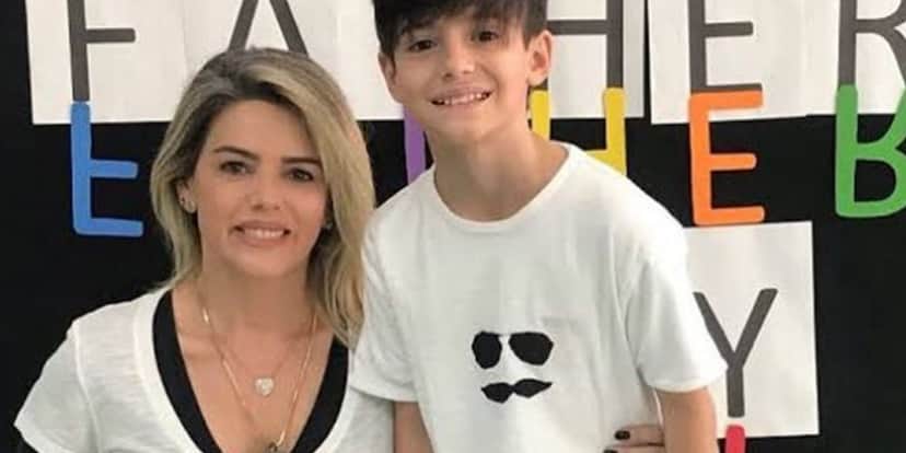Mari Alexandre ao lado do filho que teve com o cantor - Foto: Reprodução/redes sociais Mari Alexandre ao lado do filho que teve com o cantor - Foto: Reprodução/redes sociais