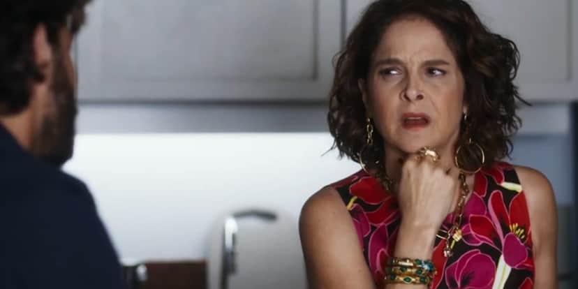 Núbia em cena da novela Travessia Núbia em cena da novela Travessia