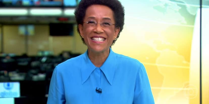 Zileide Silva não esconde a emoção ao falar sobre a volta do carnaval (Foto: Reprodução / Jornal Hoje da Globo ) Zileide Silva não esconde a emoção ao falar sobre a volta do carnaval (Foto: Reprodução / Jornal Hoje da Globo )