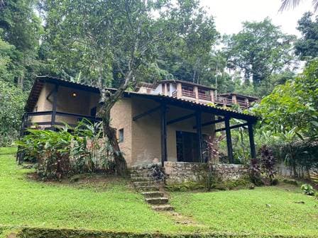A casa da atriz Nanda Costa em Paraty, que custou 700 mil reais - Foto Reprodução Extra A casa da atriz Nanda Costa em Paraty, que custou 700 mil reais - Foto Reprodução Extra