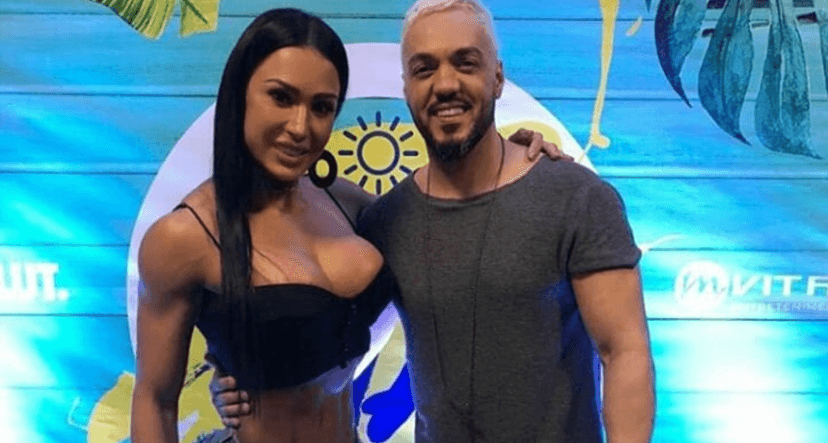 Belo e Gracyanne Barbosa receberam uma previsão de sensitiva que deixaram os fãs em alerta Belo e Gracyanne Barbosa receberam uma previsão de sensitiva que deixaram os fãs em alerta