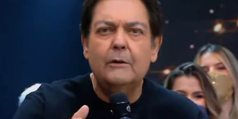 http://tvfoco.uai.com.br/wp-content/uploads/2015/05/Daniela-Mercury.jpg http://tvfoco.uai.com.br/wp-content/uploads/2015/05/Daniela-Mercury.jpg