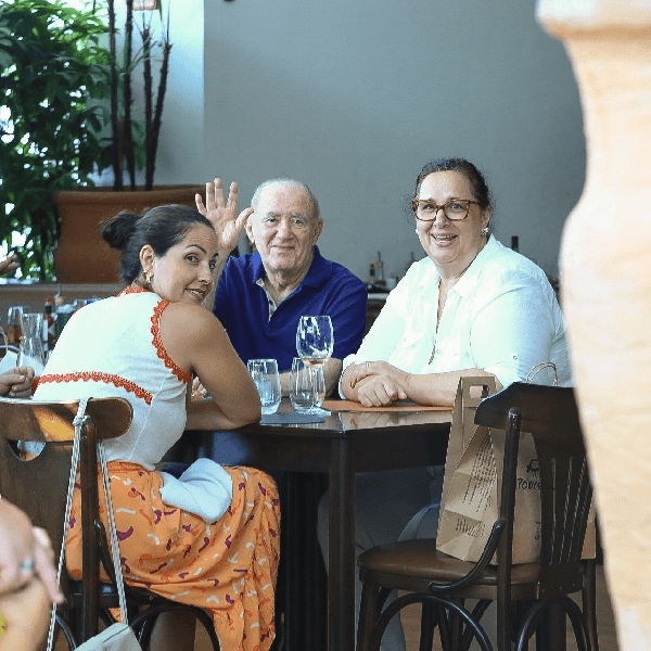Renato Aragão em Shopping na Barra da Tijuca, RJ (Foto: AGNews) Renato Aragão em Shopping na Barra da Tijuca, RJ (Foto: AGNews)