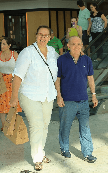 Famoso 'Didi' é flagrado em shopping (Foto: AGNews) Famoso 'Didi' é flagrado em shopping (Foto: AGNews)