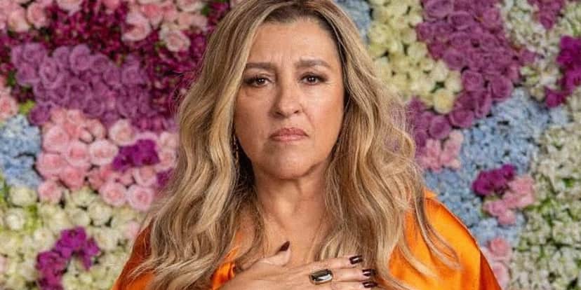 Regina Casé em Todas As Flores. (Foto: Reprodução / TV Globo) Regina Casé em Todas As Flores. (Foto: Reprodução / TV Globo)
