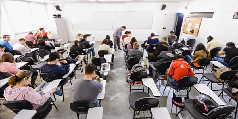 De acordo com os estudos, as aulas antes das 9 horas prejudicam o desempenho do aluno (Reprodução: Internet) De acordo com os estudos, as aulas antes das 9 horas prejudicam o desempenho do aluno (Reprodução: Internet)