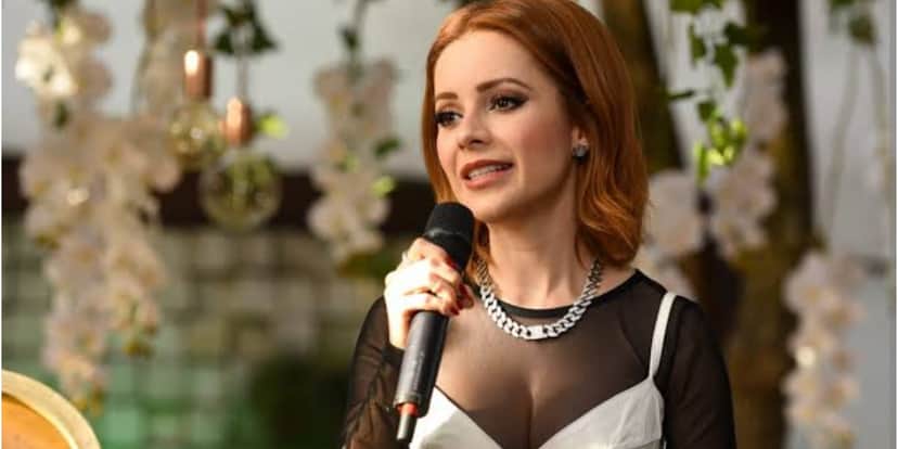 Sandy em suas redes sociais (Reprodução: Instagram) Sandy em suas redes sociais (Reprodução: Instagram)