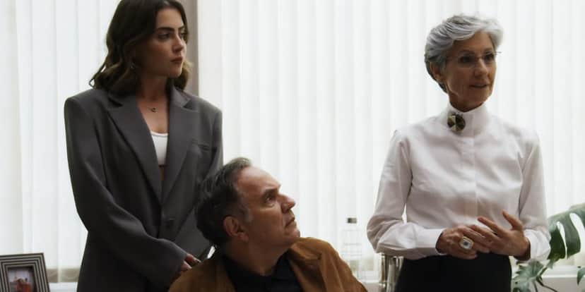 Cena de Chiara, Guerra e Cidália de Travessia Cena de Chiara, Guerra e Cidália de Travessia