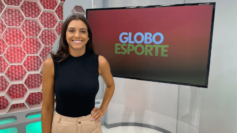 Cacau Corazza sob comando do 'Globo Esporte' (Foto: Reprodução/ Globo) Cacau Corazza sob comando do 'Globo Esporte' (Foto: Reprodução/ Globo)