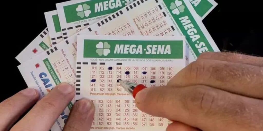 Homem que ganhou por 7 vezes na loteria, resolve quebrar o silêncio e contar segredo