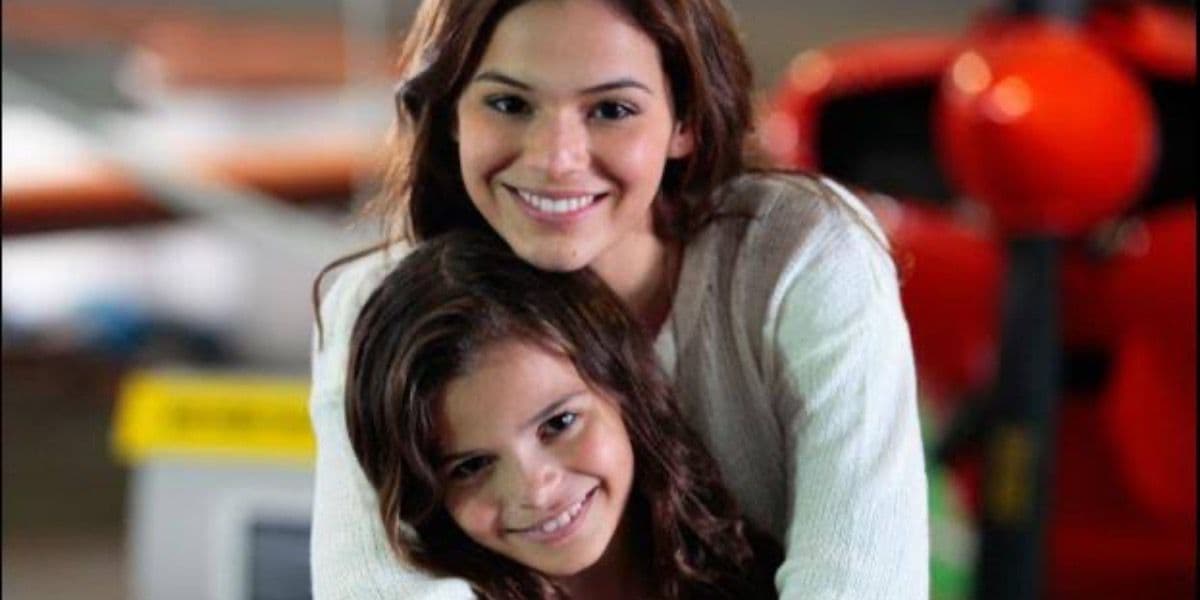 Bruna Marquezine e irmã (Foto:Reprodução/Purebreak) Bruna Marquezine e irmã (Foto:Reprodução/Purebreak)