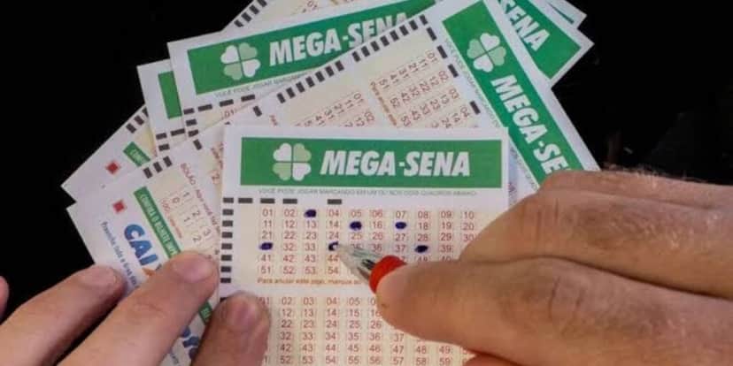 http://tvfoco.uai.com.br/wp-content/uploads/2015/05/Daniela-Mercury.jpg http://tvfoco.uai.com.br/wp-content/uploads/2015/05/Daniela-Mercury.jpg