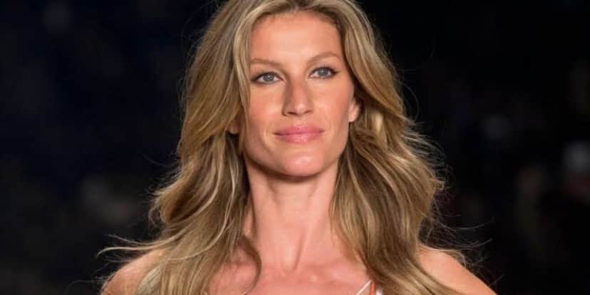 Gisele Bündchen posando para câmera (Reprodução/Internet) Gisele Bündchen posando para câmera (Reprodução/Internet)