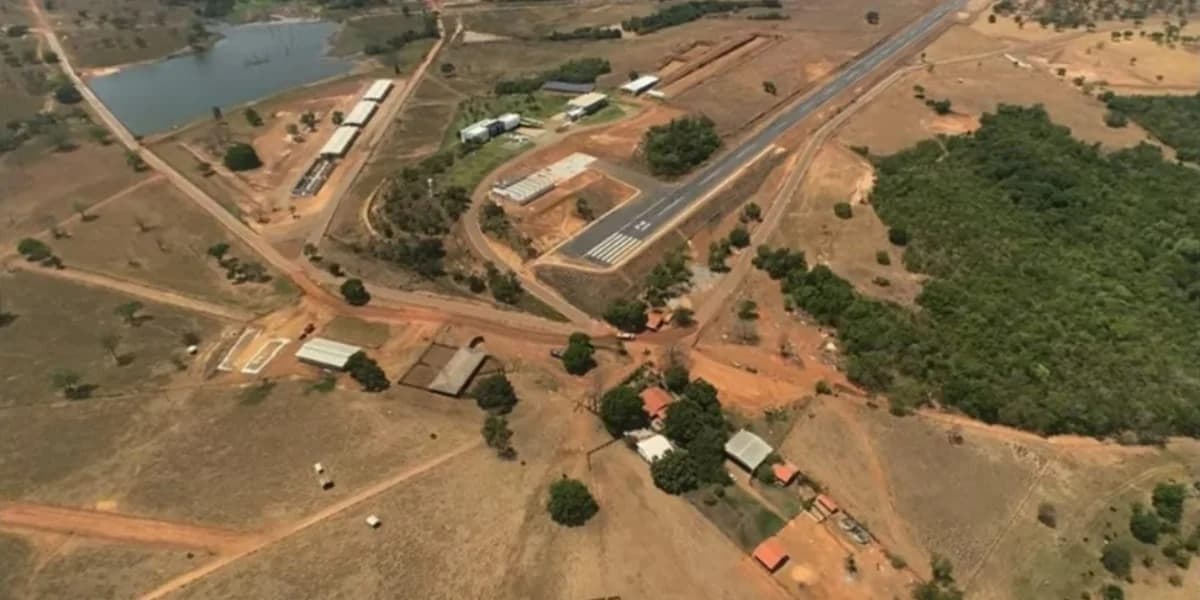 Aeroporto particular da fazenda Terra Prometida (Reprodução: Youtube) Aeroporto particular da fazenda Terra Prometida (Reprodução: Youtube)