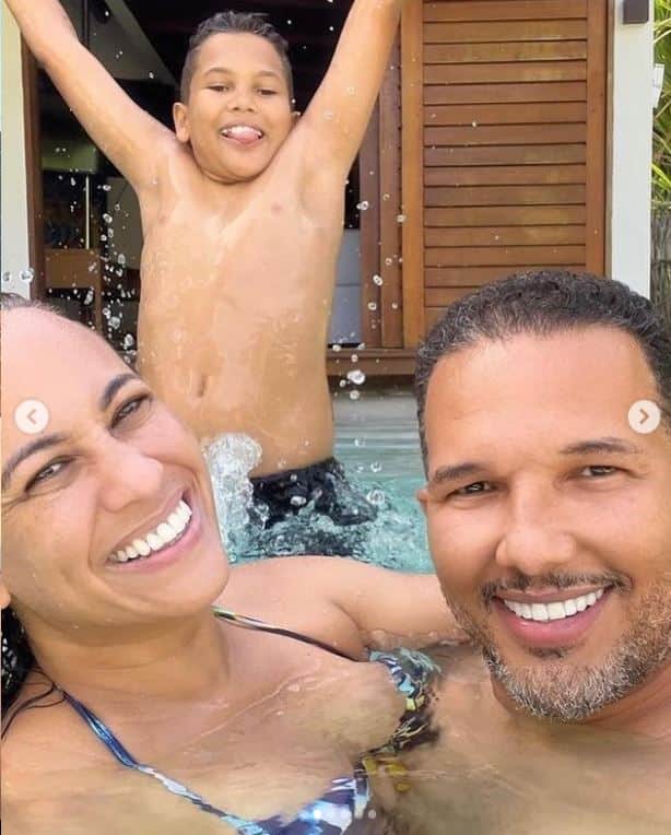 jornalista do Hoje em Dia, da Record, Renata Alves e seu marido, Diego e o filho do casal - Foto Reprodução Instagram jornalista do Hoje em Dia, da Record, Renata Alves e seu marido, Diego e o filho do casal - Foto Reprodução Instagram
