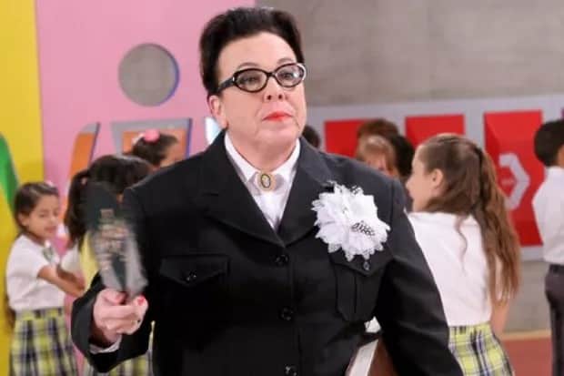 Noemi Gerbelli teve a diretora da Escola Mundial como um dos grandes papeis da vida (Reprodução: SBT) Noemi Gerbelli teve a diretora da Escola Mundial como um dos grandes papeis da vida (Reprodução: SBT)