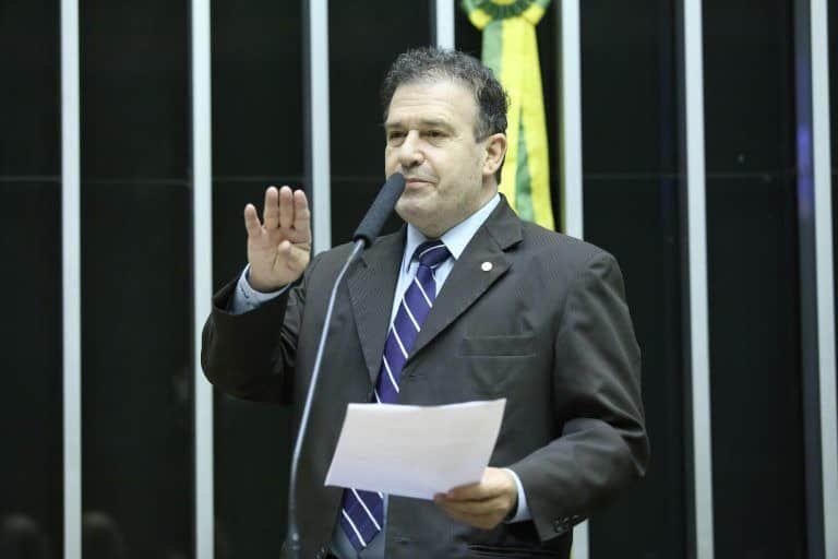 Deputado Pompeu de Mattos que assinou o Projeto (Reprodução: Internet) Deputado Pompeu de Mattos que assinou o Projeto (Reprodução: Internet)