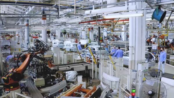 Volkswagen no Brasil faz anúncio e impacto catastrófico na produção deve atingir muitas empresas (Foto: Reprodução) Volkswagen no Brasil faz anúncio e impacto catastrófico na produção deve atingir muitas empresas (Foto: Reprodução)