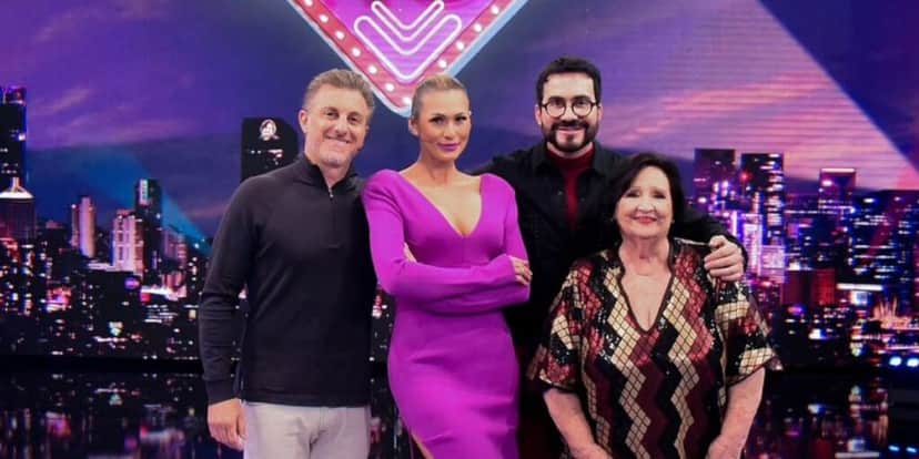 http://tvfoco.uai.com.br/wp-content/uploads/2015/05/Daniela-Mercury.jpg http://tvfoco.uai.com.br/wp-content/uploads/2015/05/Daniela-Mercury.jpg