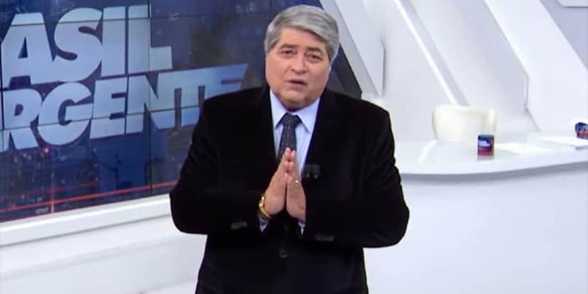 Datena chorou no Brasil Urgente ao receber atualização de estado da neta ao vivo (Foto: Reprodução/Band) Datena chorou no Brasil Urgente ao receber atualização de estado da neta ao vivo (Foto: Reprodução/Band)