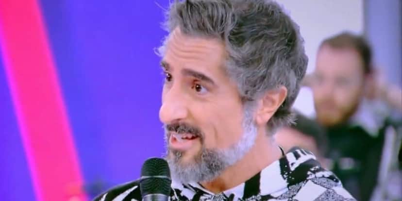 O apresentador no palco do Caldeirão - Foto: Reprodução/Internet O apresentador no palco do Caldeirão - Foto: Reprodução/Internet