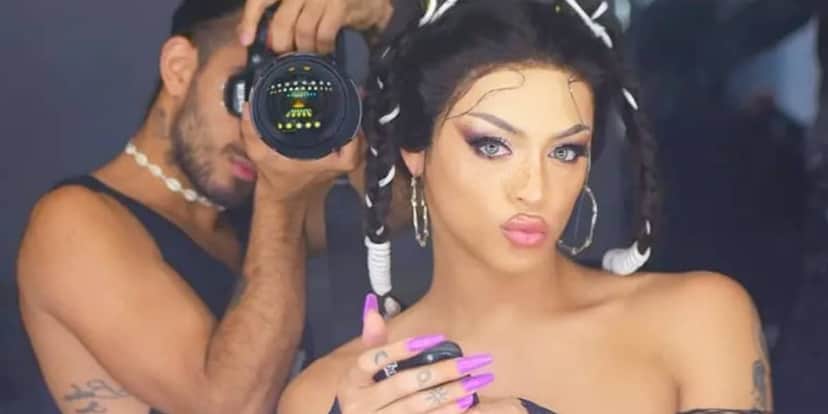 ErnnaCost já fez muitos trabalhos com Pabllo Vittar (Foto: Reprodução/Instagram) ErnnaCost já fez muitos trabalhos com Pabllo Vittar (Foto: Reprodução/Instagram)