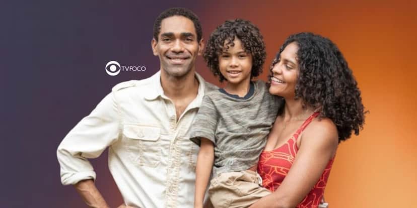 Samuel (Ítalo Martins), João (Matheus Assis) e Aline (Barbara Reis) em cenas de Terra e Paixão (Foto: Reprodução / Globo / Montagem TV Foco) Samuel (Ítalo Martins), João (Matheus Assis) e Aline (Barbara Reis) em cenas de Terra e Paixão (Foto: Reprodução / Globo / Montagem TV Foco)