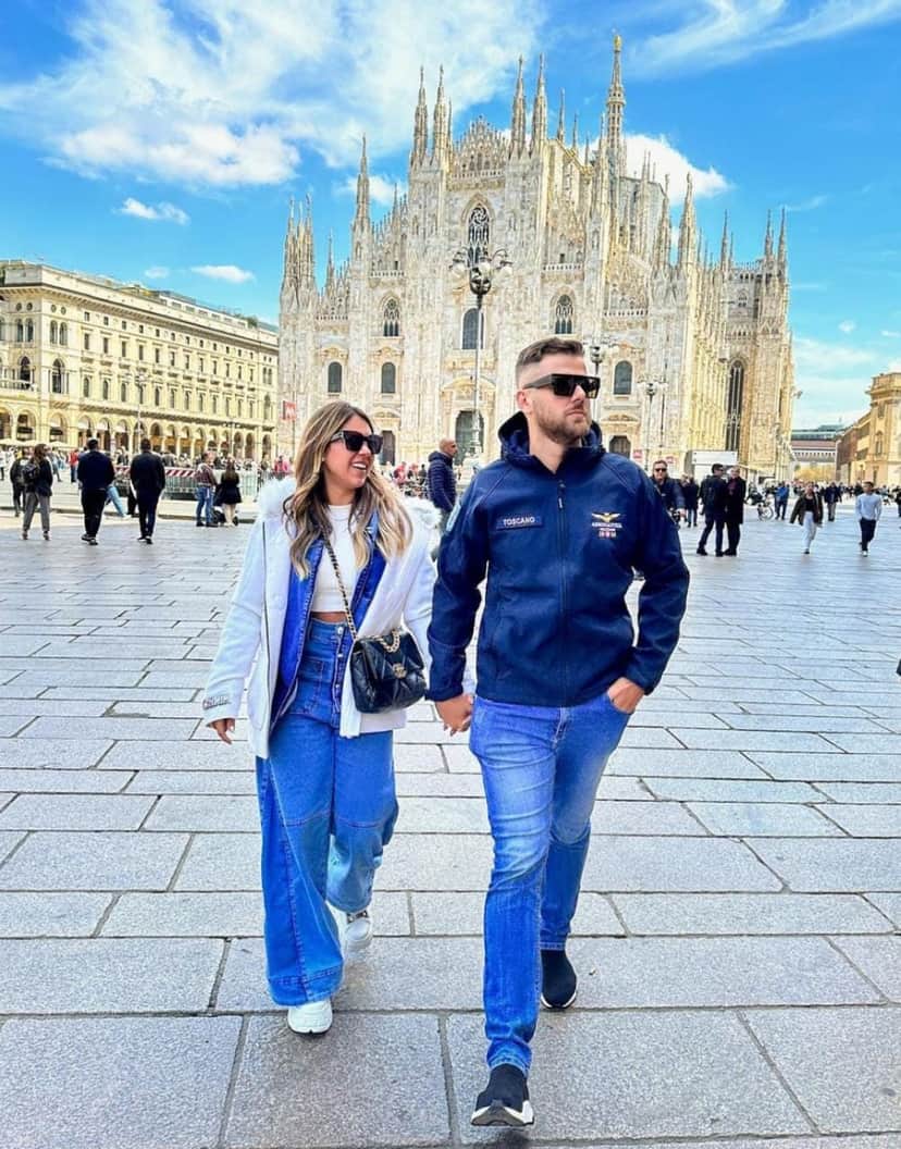 Zé Neto e a esposa Natália Toscano em uma viagem de férias na Itália (Reprodução: Instagram) Zé Neto e a esposa Natália Toscano em uma viagem de férias na Itália (Reprodução: Instagram)