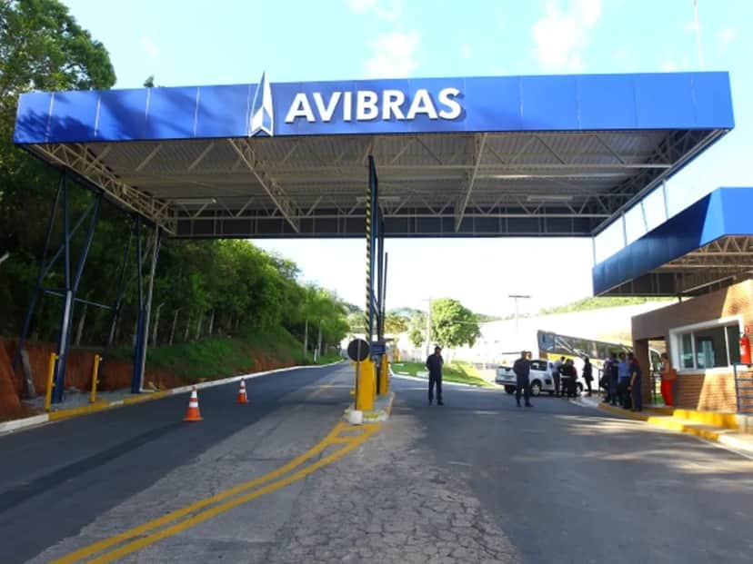 Avibras, em Jacareí - Foto Globo Avibras, em Jacareí - Foto Globo