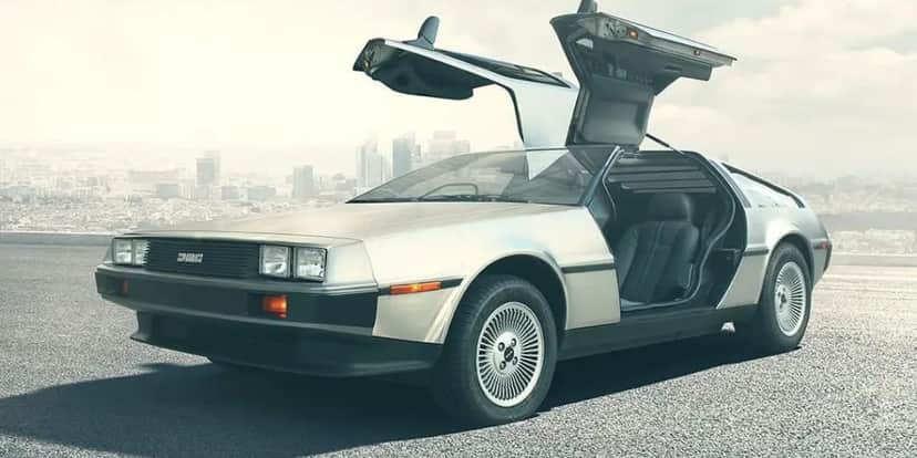 DeLorean só fabricou essa marca e decretou falência em 1982 (Reprodução: Internet) DeLorean só fabricou essa marca e decretou falência em 1982 (Reprodução: Internet)