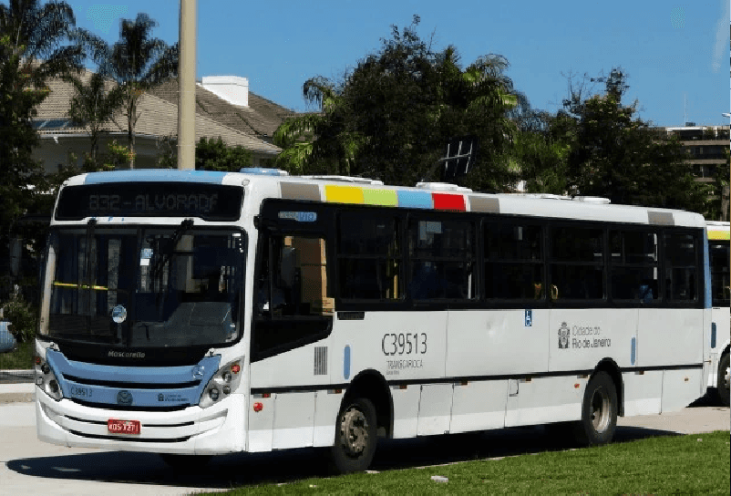 Ônibus da empresa 'Transporte Santa Maria' (Foto: Reprodução/ Internet) Ônibus da empresa 'Transporte Santa Maria' (Foto: Reprodução/ Internet)