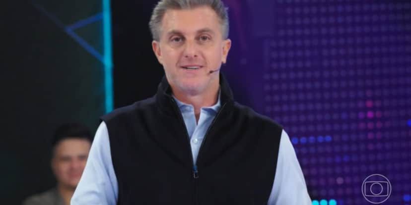 Luciano Huck comanda o Domingão (Foto: Reprodução/ Globo) Luciano Huck comanda o Domingão (Foto: Reprodução/ Globo)