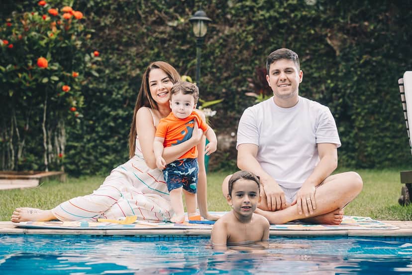 Maria Cecília e Rodolfo com os filhos, Pedro e Martín (Foto: THIAGO ALMEIDA) Maria Cecília e Rodolfo com os filhos, Pedro e Martín (Foto: THIAGO ALMEIDA)