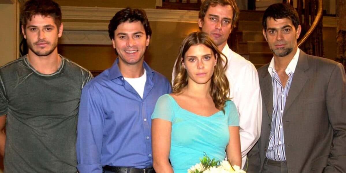 Dado Dolabella, Leonardo Vieira, Carolina Dieckmann, Marcello Antony e Eduardo Moscovis, em "Senhora do Destino", novela da Globo (Foto Reprodução/Internet) Dado Dolabella, Leonardo Vieira, Carolina Dieckmann, Marcello Antony e Eduardo Moscovis, em "Senhora do Destino", novela da Globo (Foto Reprodução/Internet)