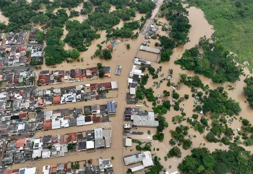 Chuvas e alagamentos deixaram milhares de desabrigados no Acre - Foto Globo Chuvas e alagamentos deixaram milhares de desabrigados no Acre - Foto Globo