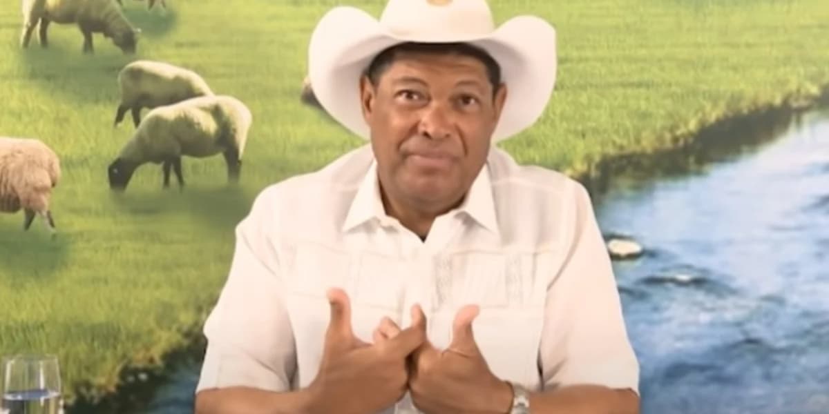 http://tvfoco.uai.com.br/wp-content/uploads/2015/05/Daniela-Mercury.jpg http://tvfoco.uai.com.br/wp-content/uploads/2015/05/Daniela-Mercury.jpg