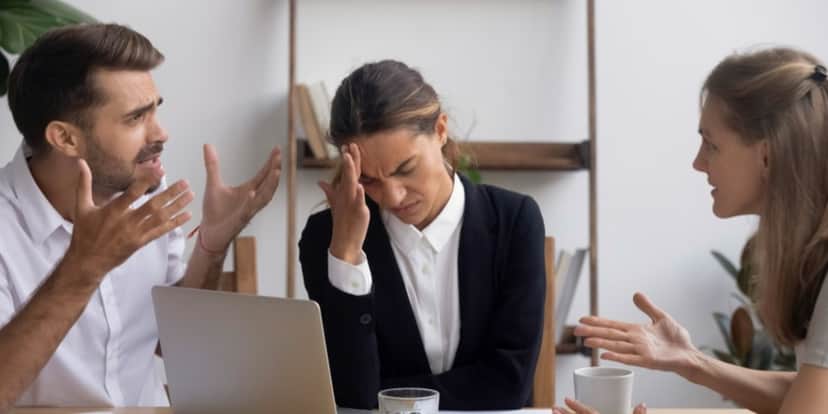 Dicas para resolver os conflitos no trabalho (Imagem Reprodução Internet) Dicas para resolver os conflitos no trabalho (Imagem Reprodução Internet)