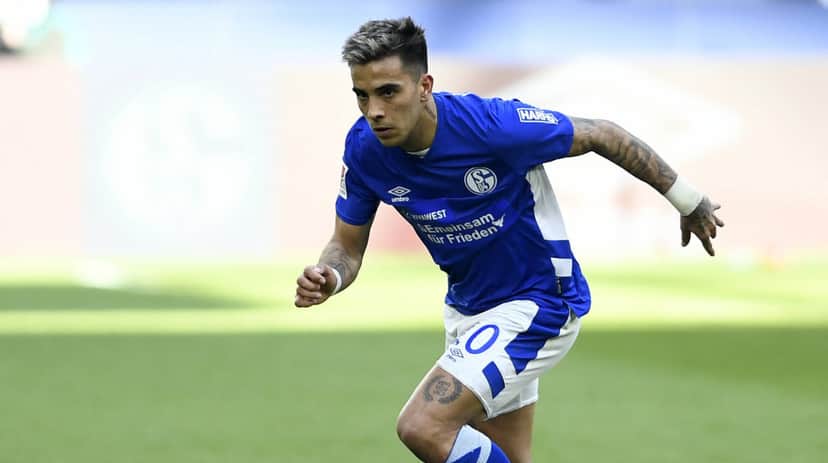 Craque não vai mais jogar com Dorival em seu time e já está disponível para fechar com um dos seus maiores rivais - Foto Reprodução Internet Craque não vai mais jogar com Dorival em seu time e já está disponível para fechar com um dos seus maiores rivais - Foto Reprodução Internet