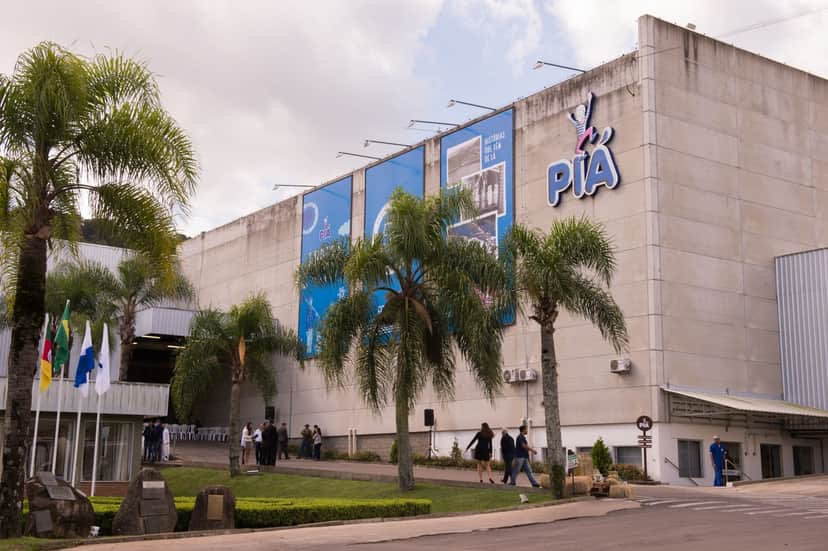 Fábrica de Iogurtes da Cooperativa Piá - Foto Reprodução Internet Fábrica de Iogurtes da Cooperativa Piá - Foto Reprodução Internet