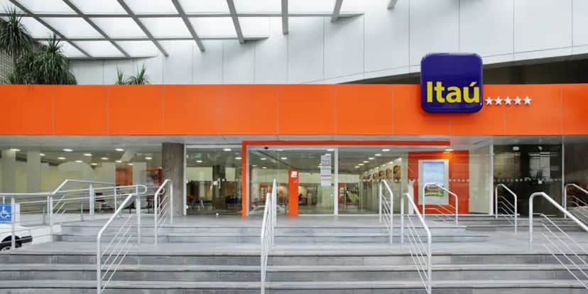 Fachada de banco do Itaú - Foto Reprodução Internet Fachada de banco do Itaú - Foto Reprodução Internet