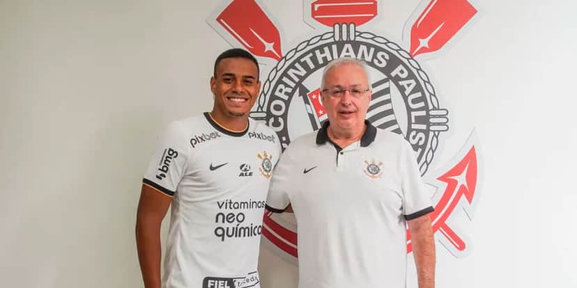 Murillo de contrato renovado - Foto: Corinthians Murillo de contrato renovado - Foto: Corinthians